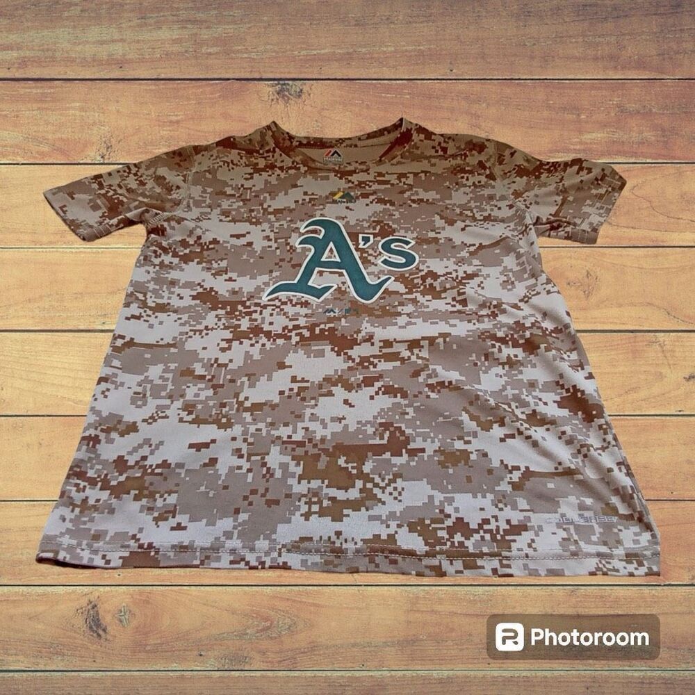 Majestic Cool Base Desert Camo  Oakland A’s Shirt  Boys Size S 8   EUC